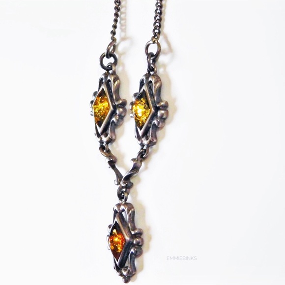Vintage Jewelry - Vintage Sterling Silver 925 Baltic Amber Necklace